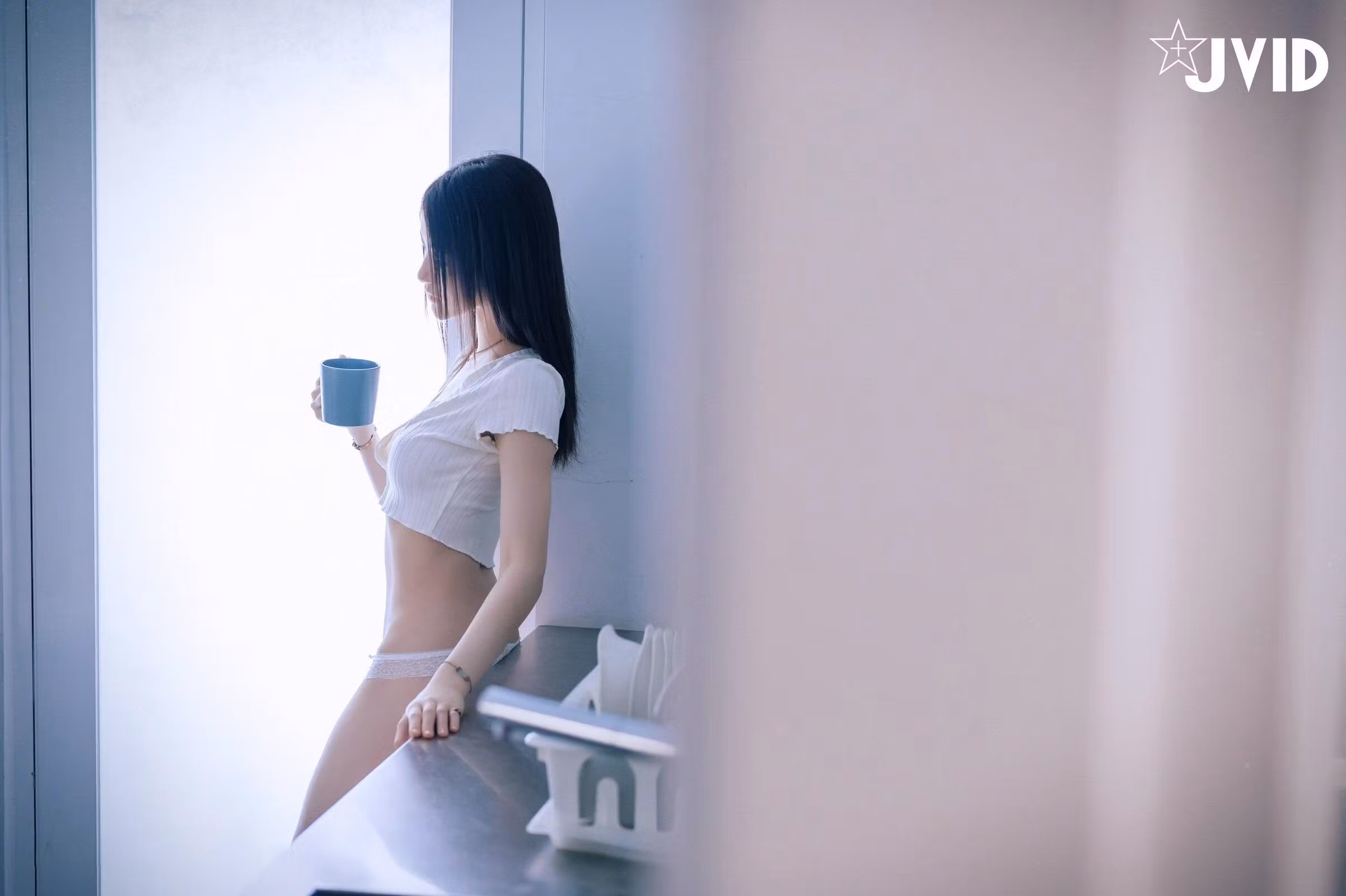 [阿黎] [性感/私房写真] JVID 日租房白色短衫微醺私房 [141P]-软桃社